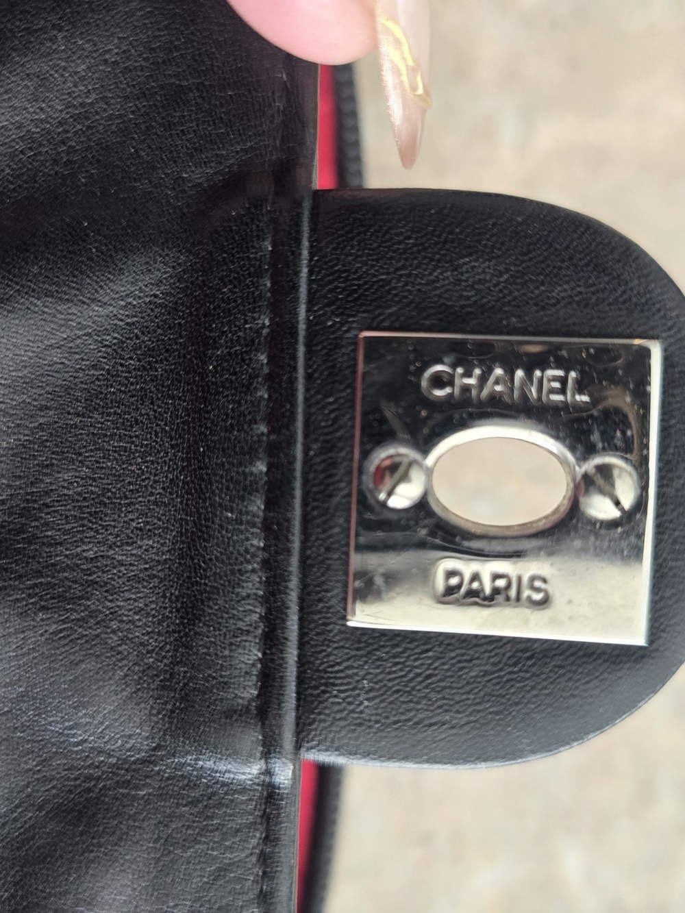 Vintage CHANEL Cambon Shoulder Bag White And Black CC - Picture 5 of 10